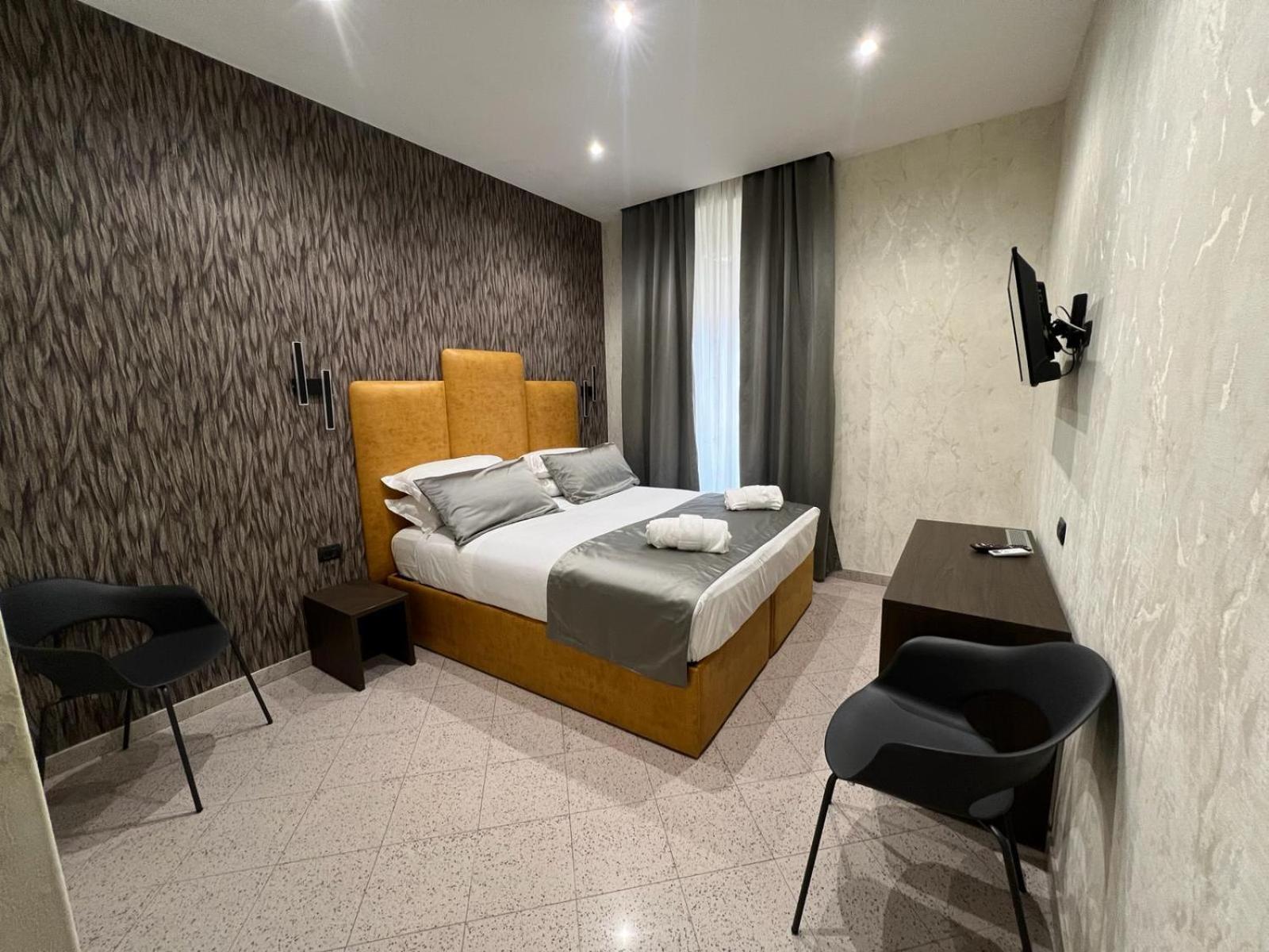 Hotel Ercoli House โรม ภายนอก รูปภาพ