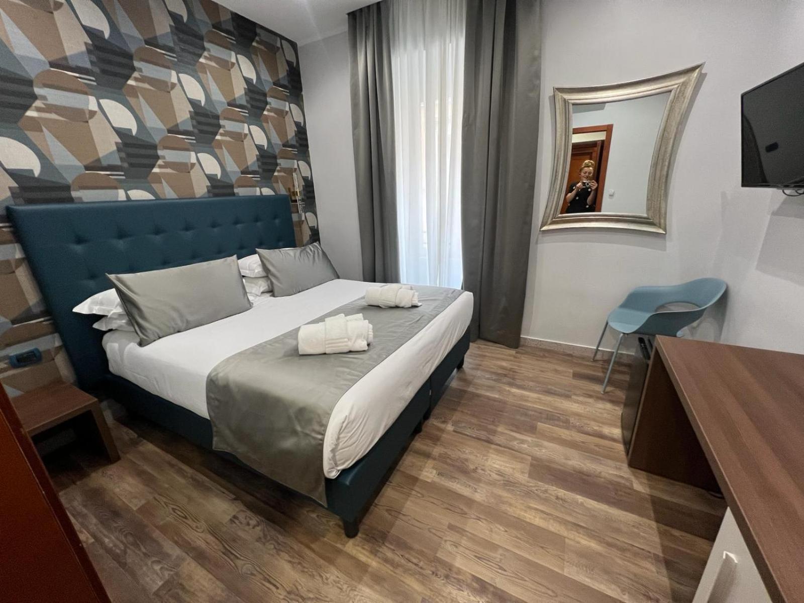 Hotel Ercoli House โรม ภายนอก รูปภาพ